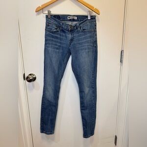 Levi’s women’s jeans 524 Too Superlow cut skinny jeans size 7 S/C